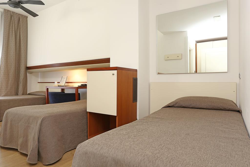 Hotel Corticella Болонья Экстерьер фото