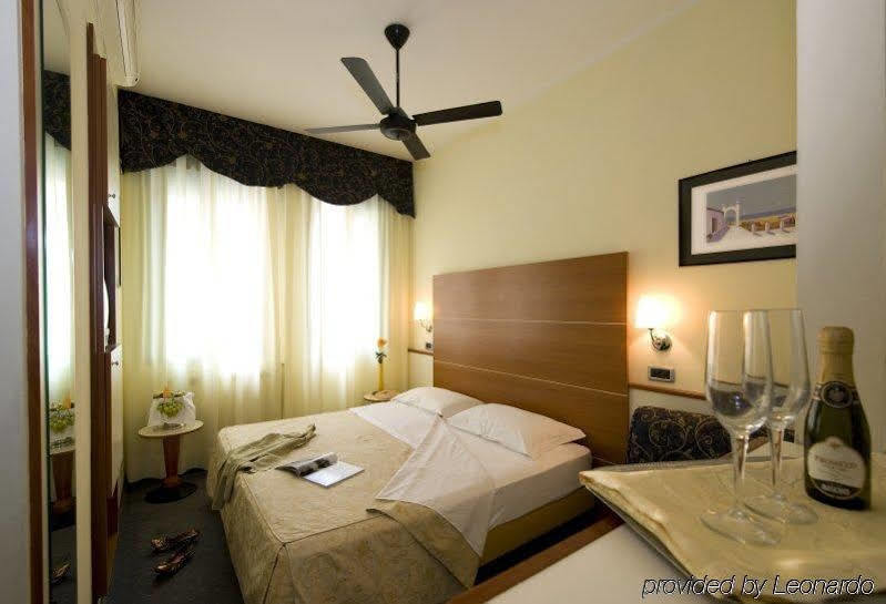 Hotel Corticella Болонья Экстерьер фото