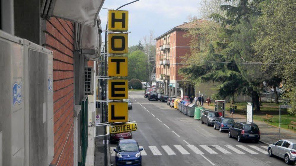 Hotel Corticella Болонья Экстерьер фото